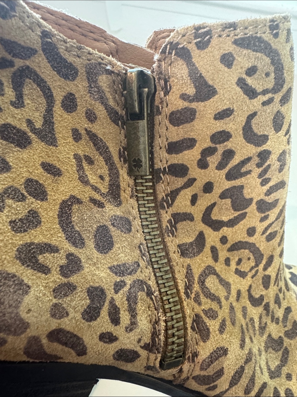 Lucky Brand Booties Size 8.5 Leopard Print Ankle Boots Women's Tan LK Basel - Picture 9 of 13